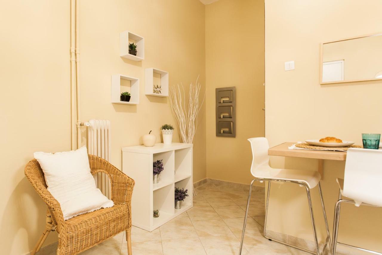 Safe quiet rooms in apartment close to metro station&walk Acropolis Atenas Exterior foto